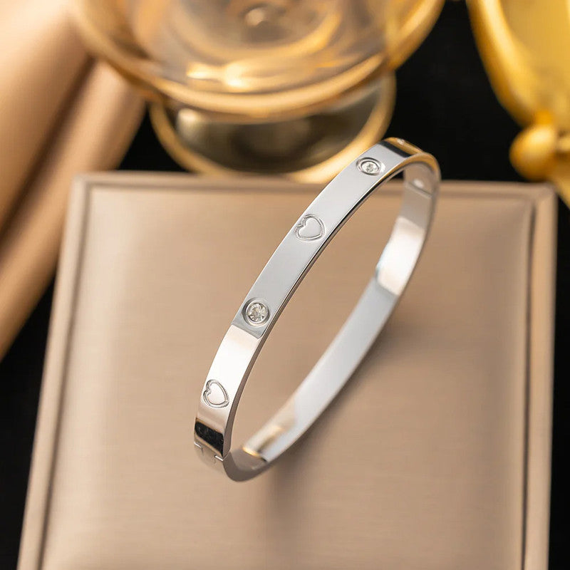 Stainless Steel Astonishing Silver Plated Love AD Anti-Tarnish Bracelet For Women - MySmartBazaar