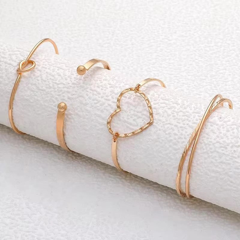 Gold Plated Set Of 4 Charm Bracelet for Women And Girls - MySmartBazaar