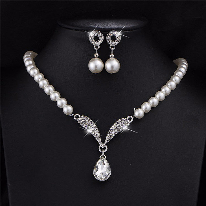 Adorable AD & Pearl Studded Mesmerizing Necklace Set with Bracelet for Women and Girls - MySmartBazaar
