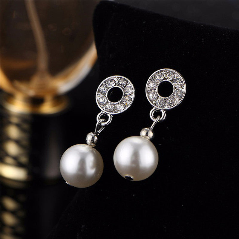 Adorable AD & Pearl Studded Mesmerizing Necklace Set with Bracelet for Women and Girls - MySmartBazaar