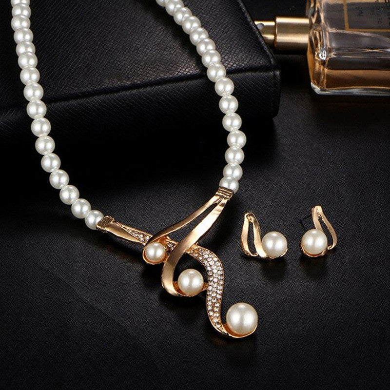 Adorable AD & Pearl Studded Mesmerizing Necklace Set with Bracelet for Women and Girls - MySmartBazaar