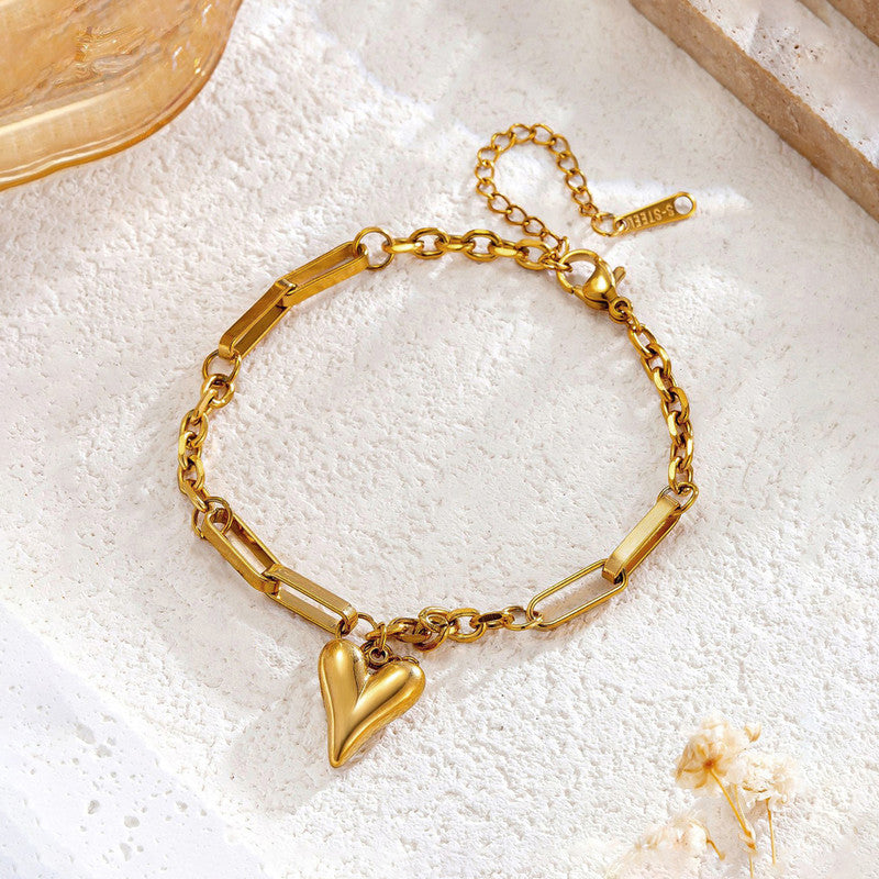 Gold-Plated Anti Tarnish Heart Themed Charm Bracelet