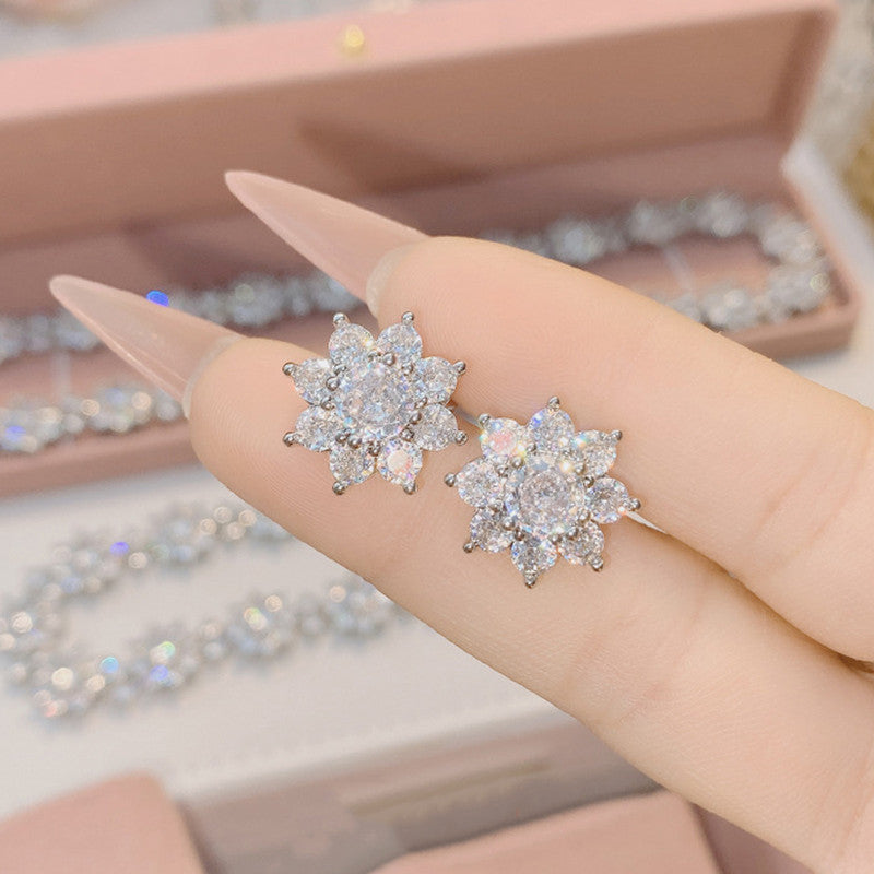 Silver Plated Stainless Steel Anti Tarnish Floral Stud Earrings For Women