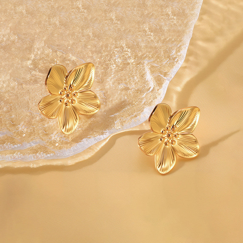 Gold Plated Anti Tarnish Floral Themed Earrings For Girls Women