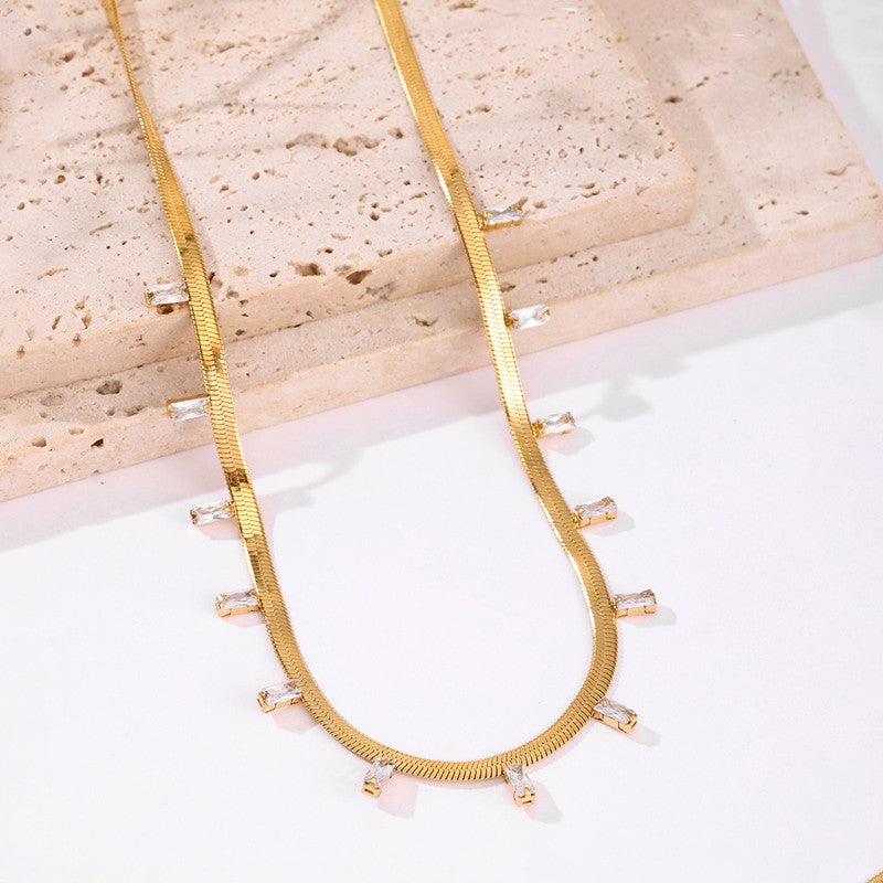 Gold Plated Stainless Steel Anti Tarnish Snake Chain Gold Stone Studded Necklace