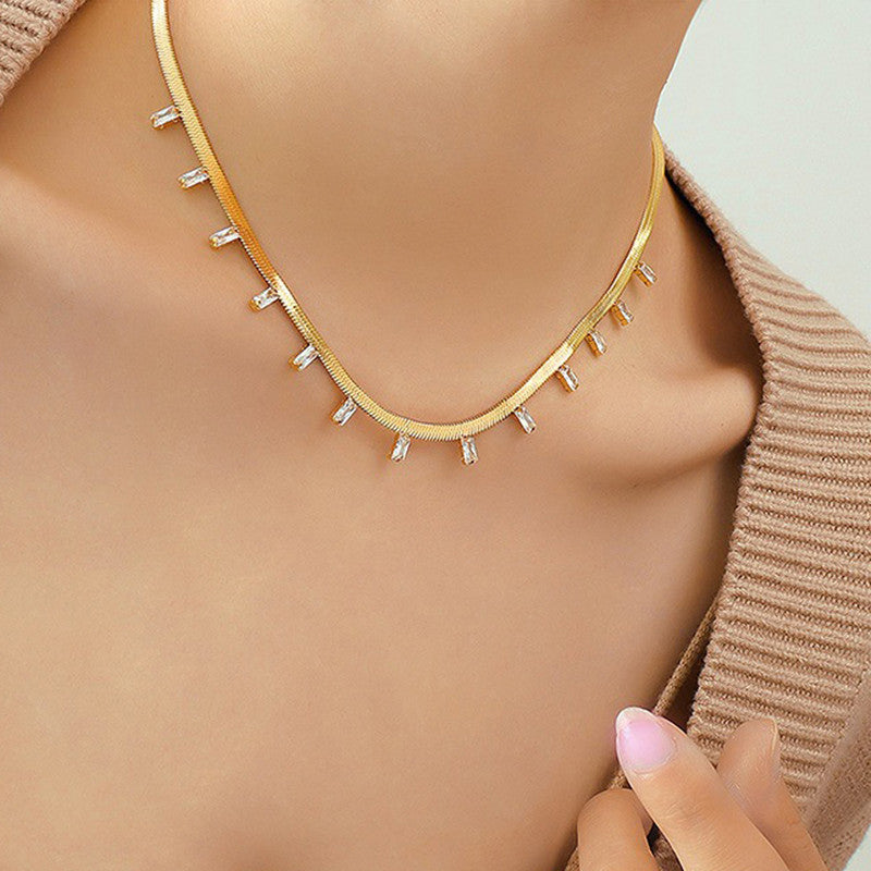 Gold Plated Stainless Steel Anti Tarnish Snake Chain Gold Stone Studded Necklace