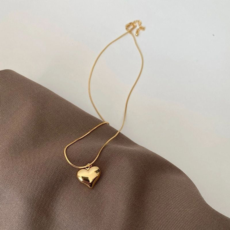 Gold-Plated Anti Tarnish Heart Themed Pendant