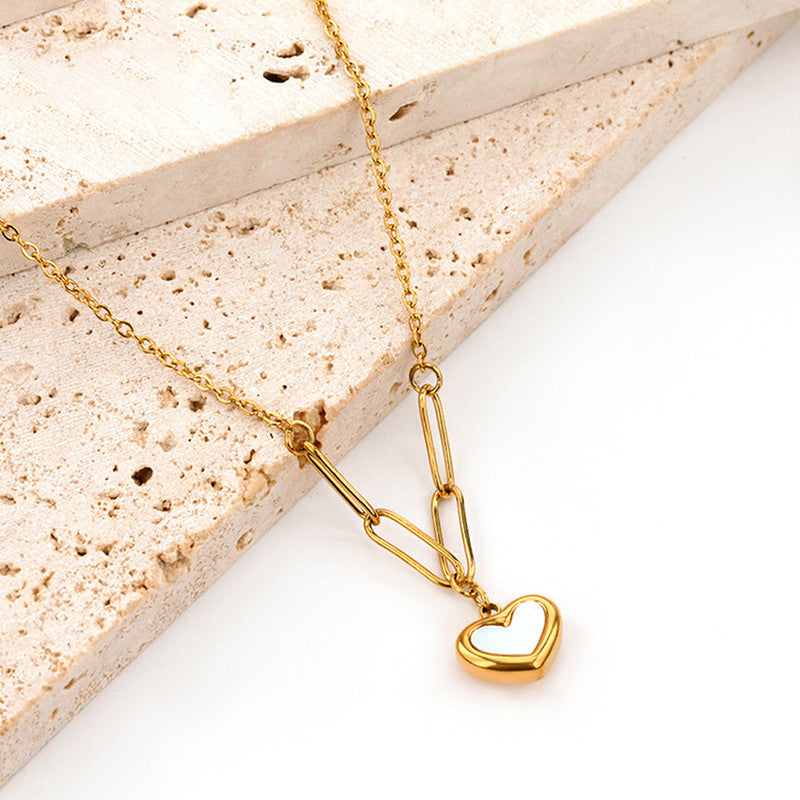 Gold-Plated Anti Tarnish Heart Themed Pendant