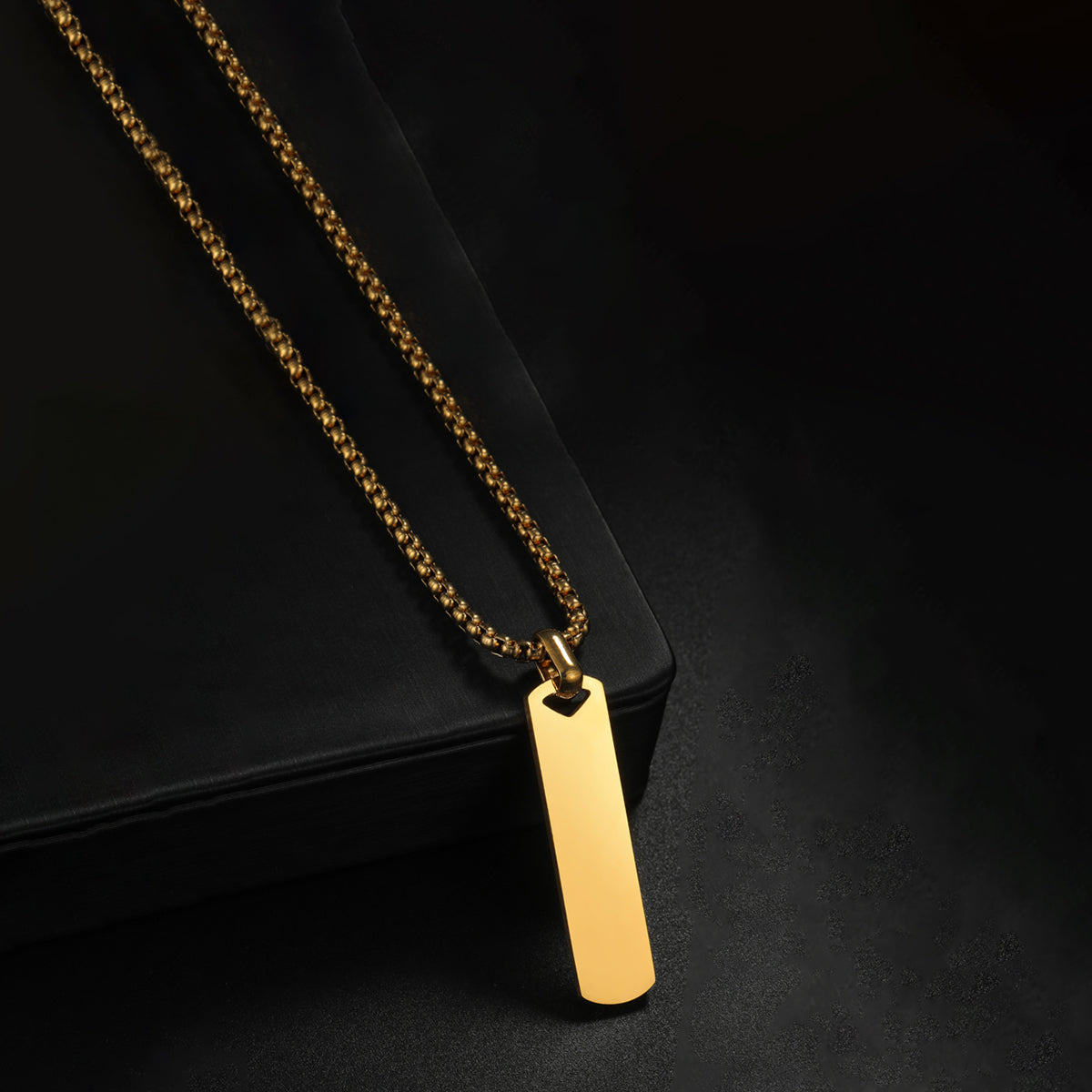 Gold Plated Stainless Steel Anti Tarnish Rectangular Hip Hop Party Pendant For Men