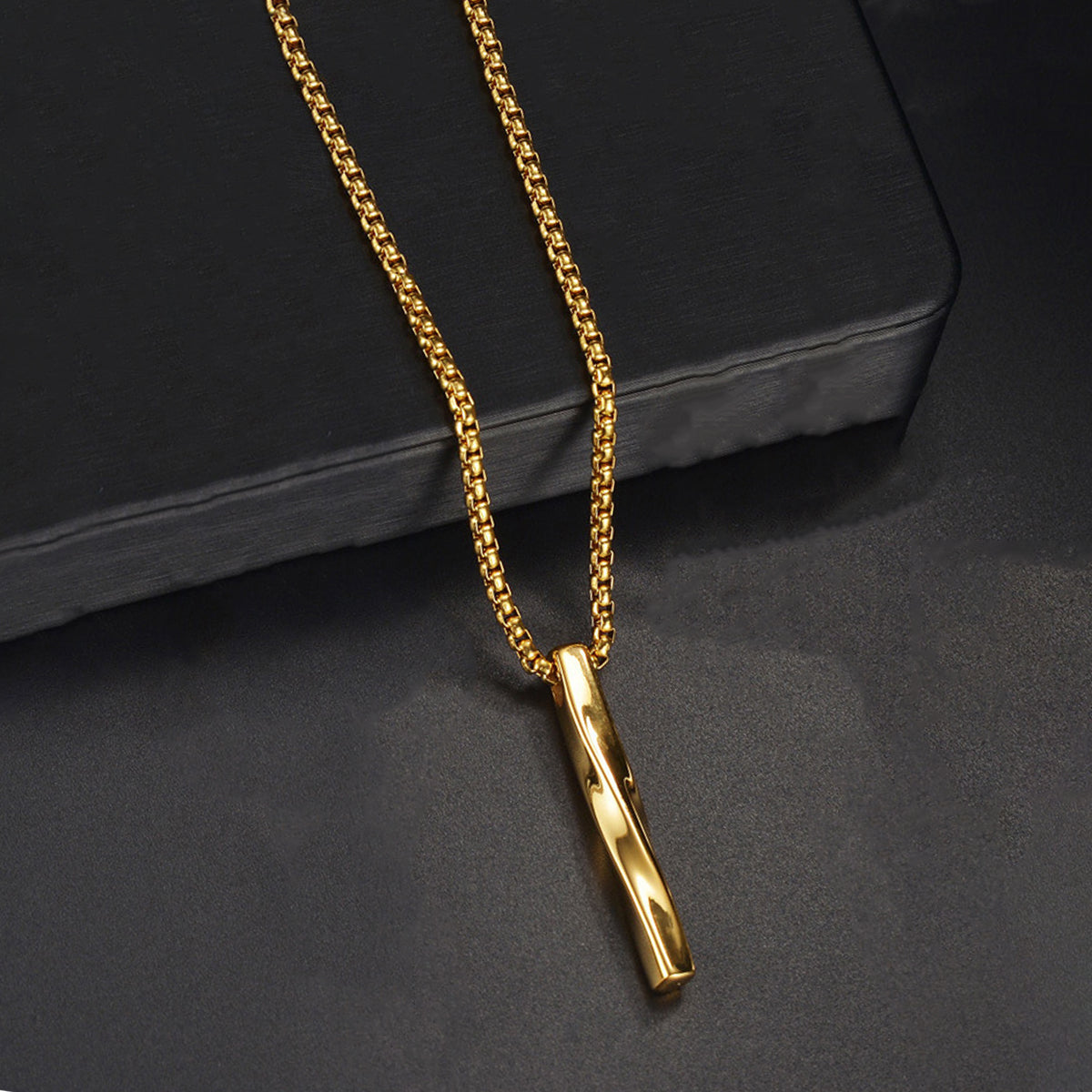 Gold Plated Stainless Steel Anti Tarnish Twisted Bar Shaped Hip Hop Party Pendant For Men