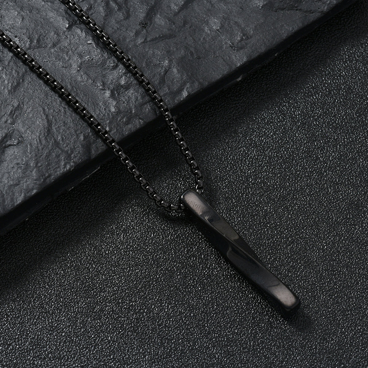 Black Silver Plated Stainless Steel Anti Tarnish Twisted Bar Shaped Hip Hop Party Pendant