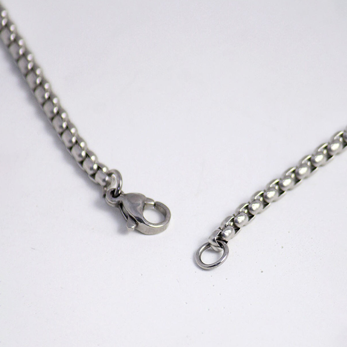 Silver Plated Stainless Steel Anti Tarnish Triple Rings Circular Pendant For Men