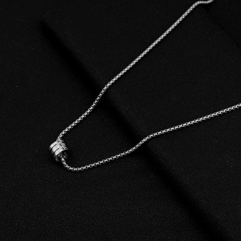 Silver Plated Stainless Steel Anti Tarnish Triple Linked Rings Circular Pendant For Men