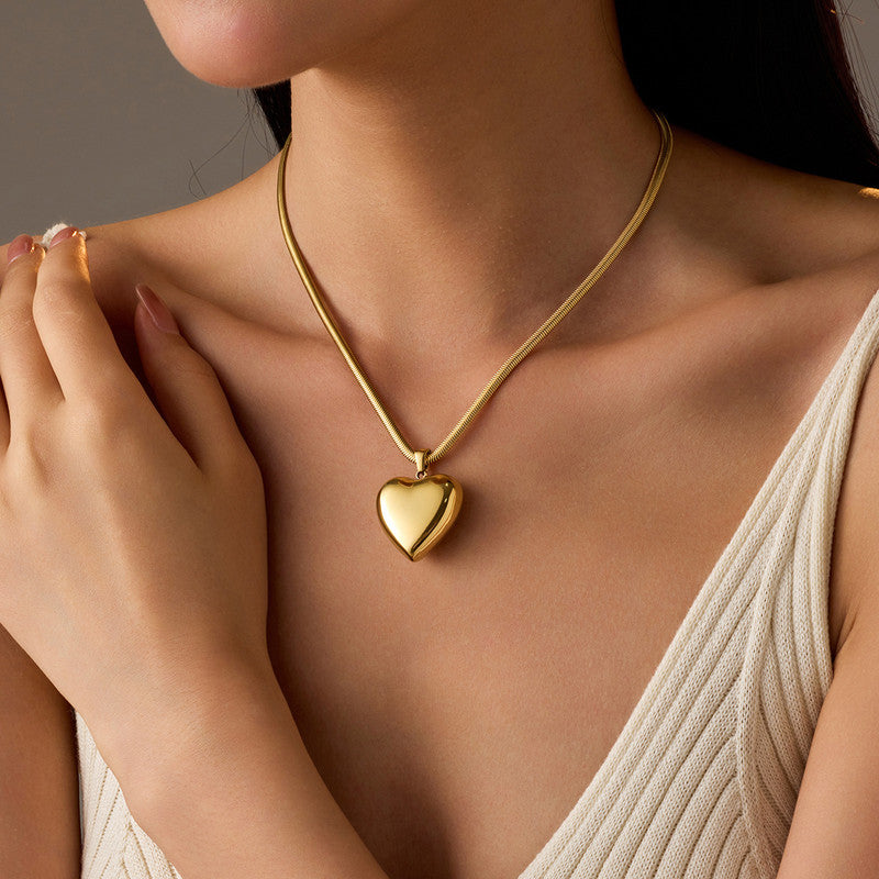 Gold Plated Anti Tarnish Stainless Steel Heart Themed Pendant