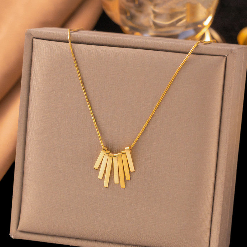 Gold Plated Anti Tarnish Stainless Steel Dangling Stripes Pendant