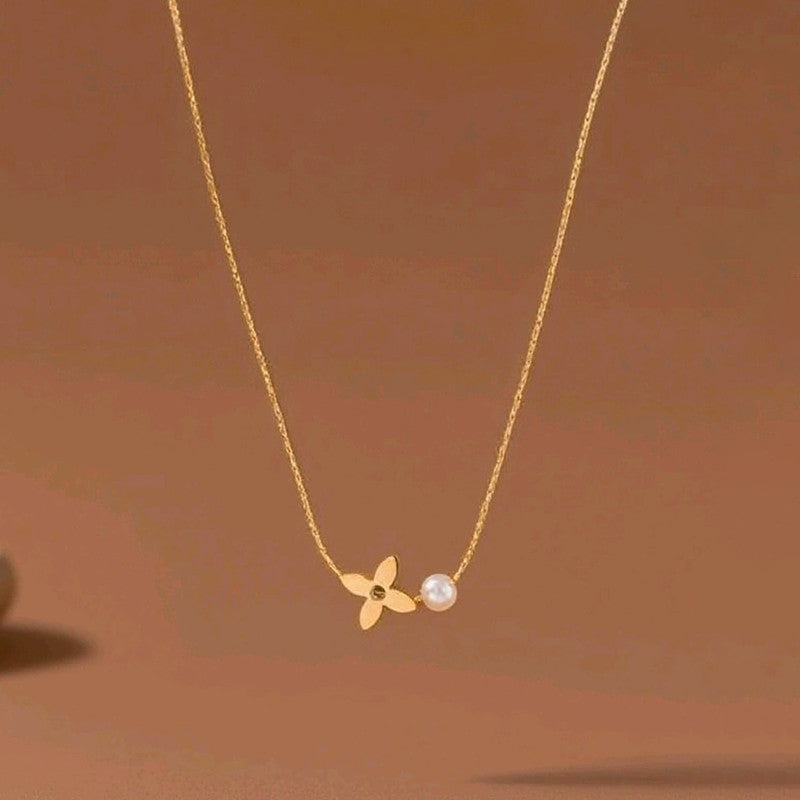 Gold Plated Anti Tarnish Stainless Steel Floral Themed Pendant