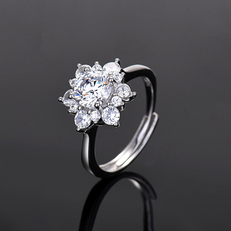 Silver Plated Stainless Steel Anti Tarnish Floral Finger Ring For Women