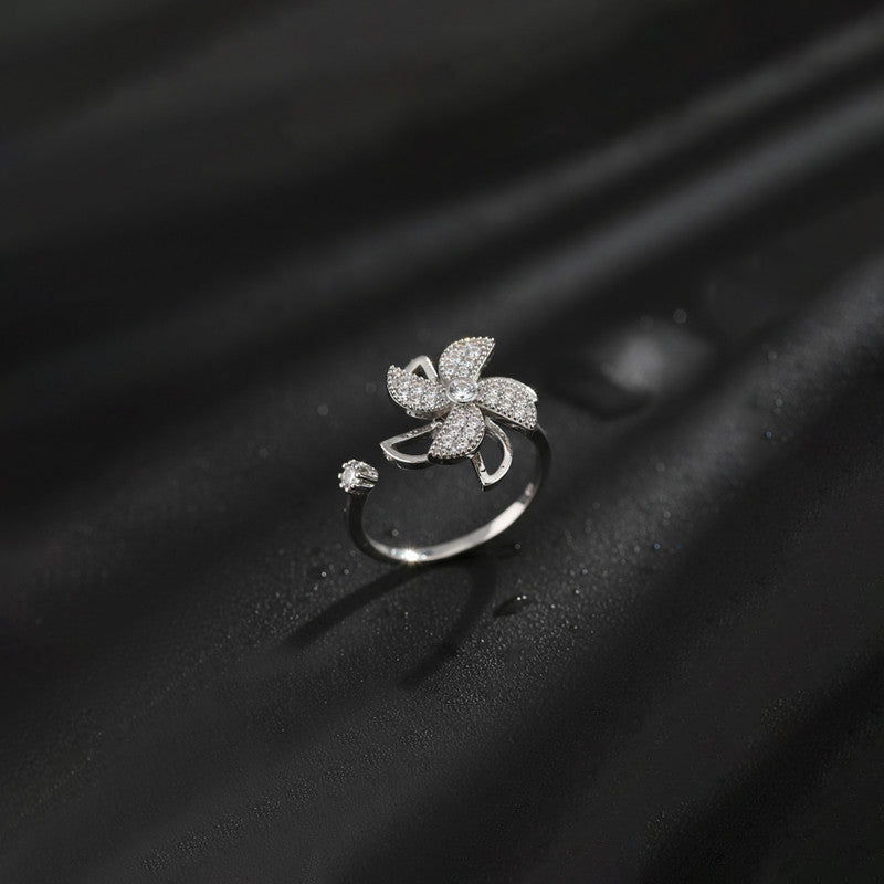 Silver Plated Contemporary Style Rotatable Adjustable Ring