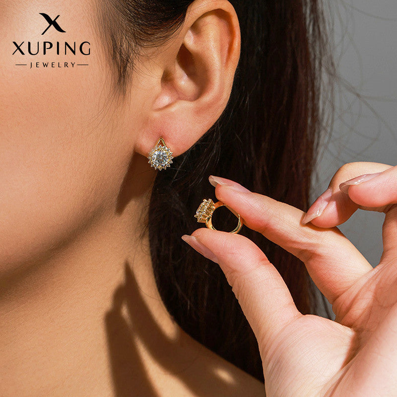 Xuping Jewelry Gold Plated Contemporary Geometric AD Studded Hoop Earrings