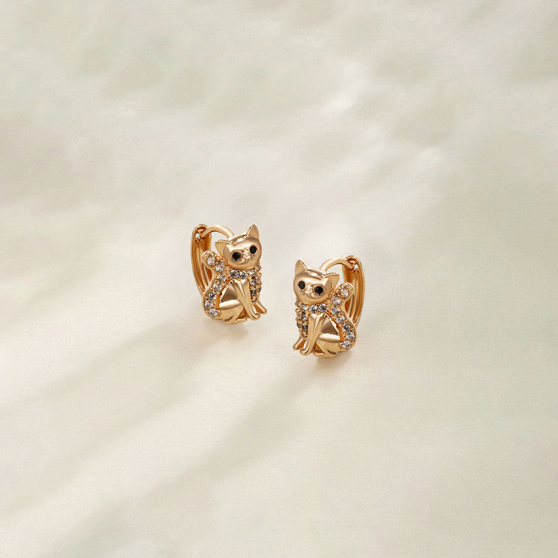 Xuping Jewelry Gold Plated Contemporary Cat Shaped AD Studded Hoop Earrings