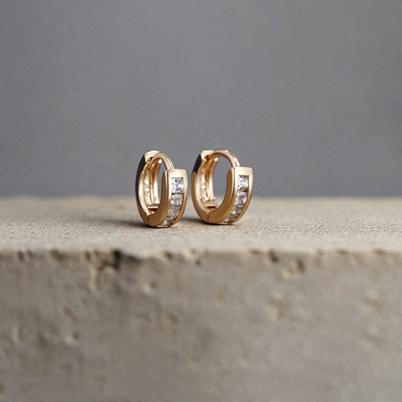 Xuping Jewelry Gold-Plated Gold Toned AD Studded Hoop Earrings