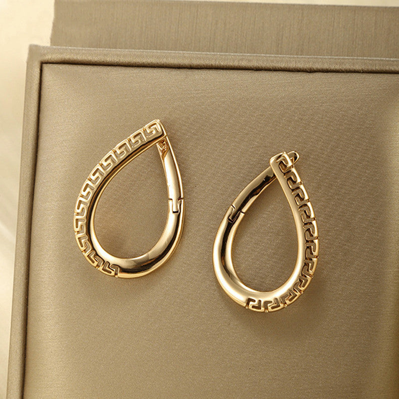 Xuping Jewelry Gold-Plated Gold Toned Cross Shaped Contemporary Hoop Earrings