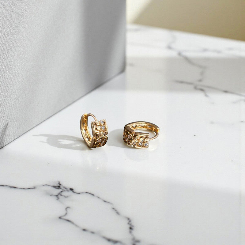 Xuping Jewelry Gold-Plated Gold Toned AD Studded Leaf Themed Contemporary Hoop Earrings