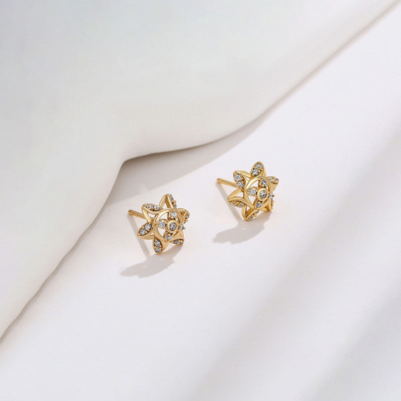 Xuping Jewelry Gold-Plated Gold Toned Star Themed AD Studded Contemporary Stud Earrings