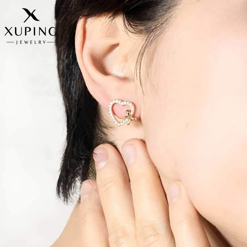 Xuping Jewelry Gold-Plated Heart Themed AD Studded Stud Earrings