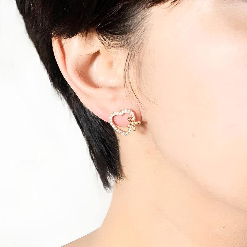 Xuping Jewelry Gold-Plated Heart Themed AD Studded Stud Earrings