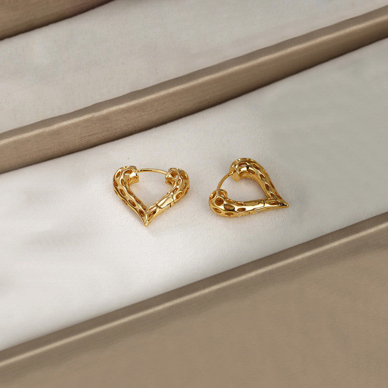 Xuping Jewelry Gold Plated Gold Toned Heart Themed Contemporary Hoop Earrings