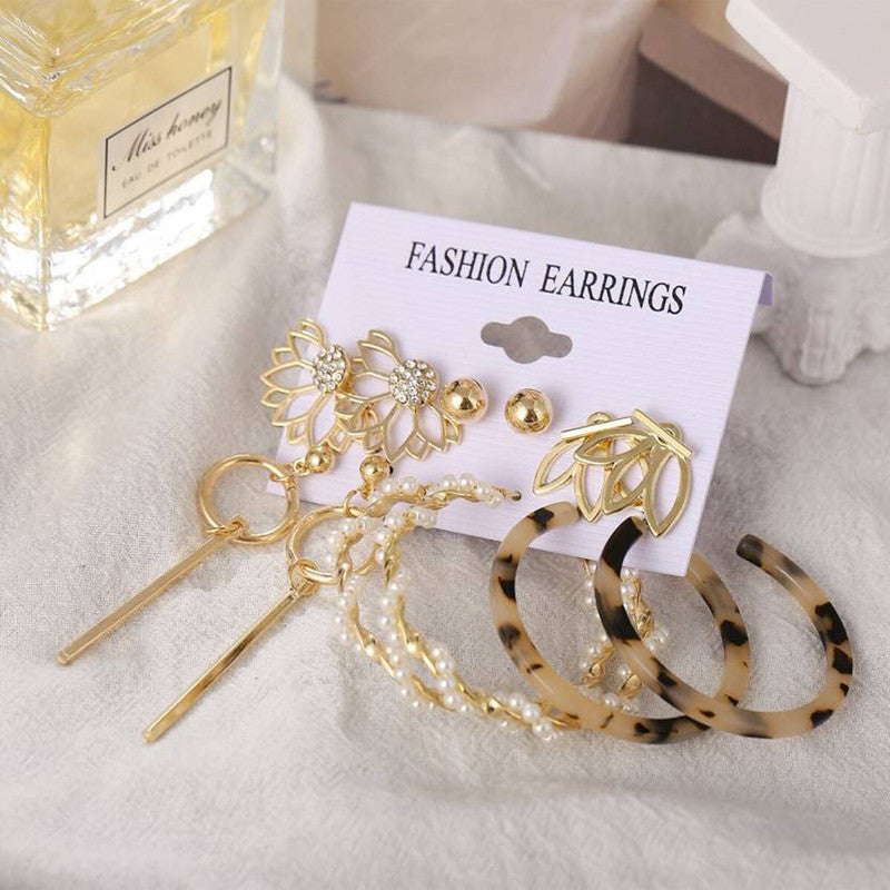 Mesmerizing Pearl Gold Plated Earrings For Women - MySmartBazaar
