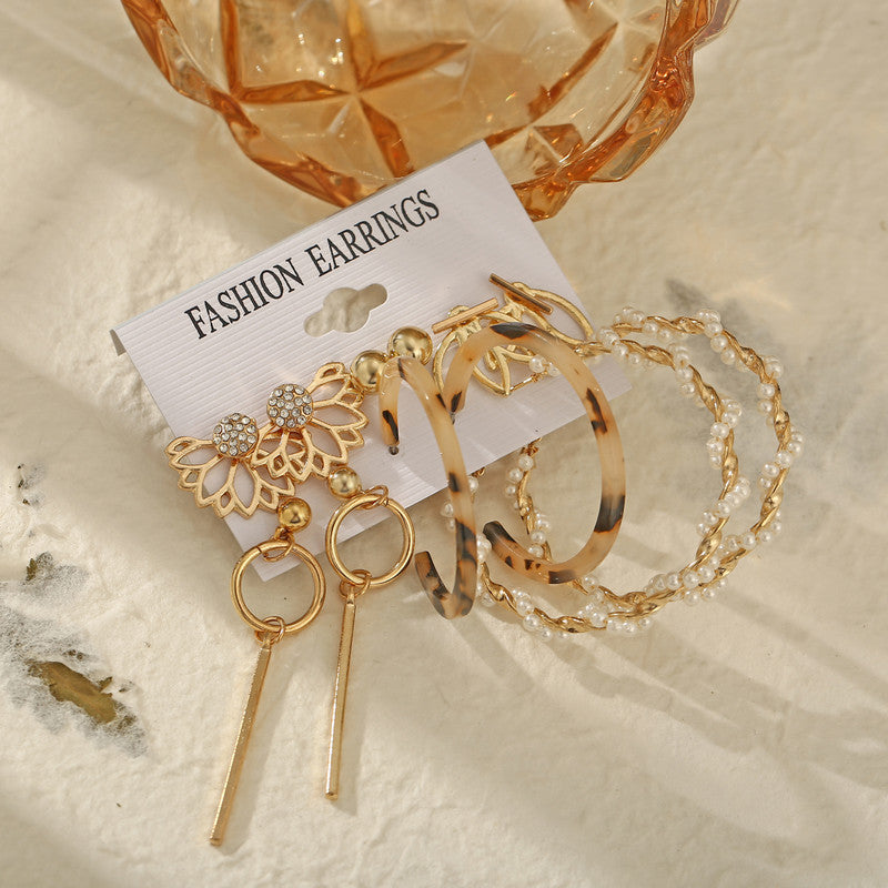 Mesmerizing Pearl Gold Plated Earrings For Women - MySmartBazaar