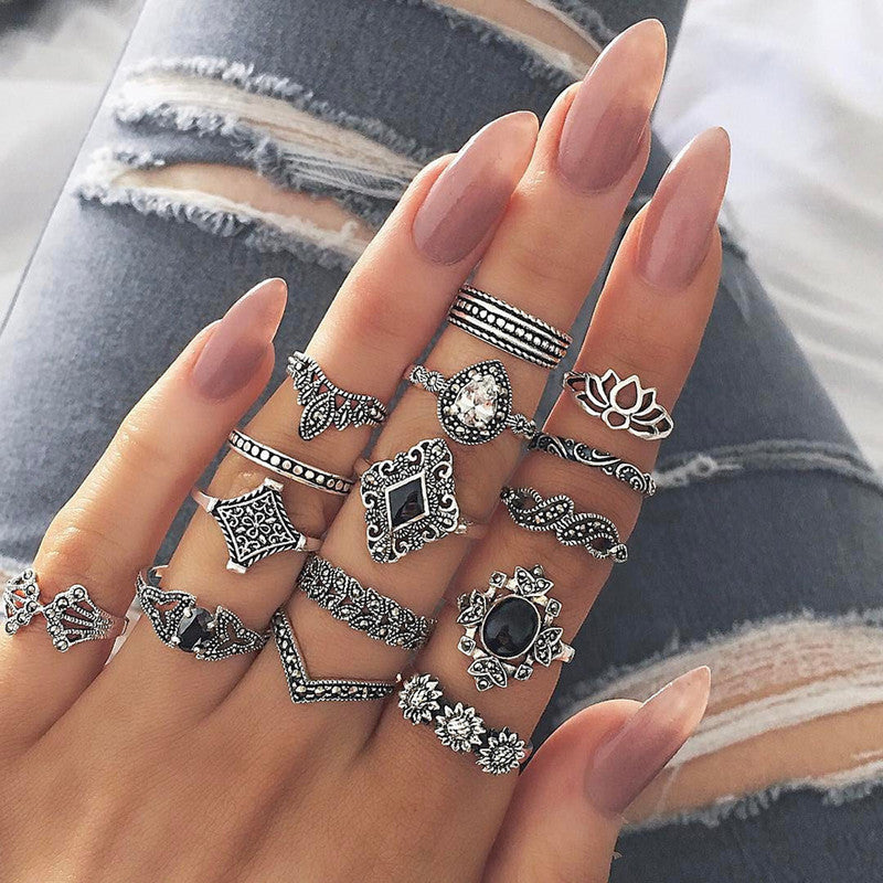 Stylish Vintage Floral Designs Silver Plushy Rings Set of 15 Mixed Sizes For Women - MySmartBazaar
