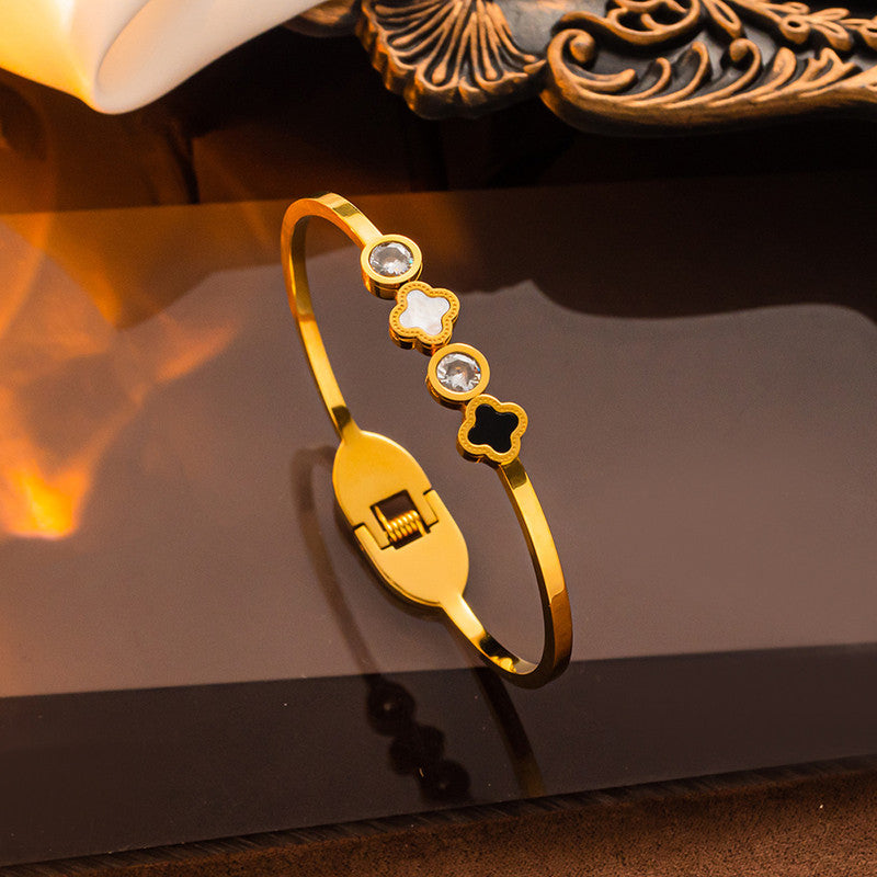 Stainless Steel Gold Plated Mother of Pearls Leaf Clover Anti-Tarnish Bracelet For Women - MySmartBazaar