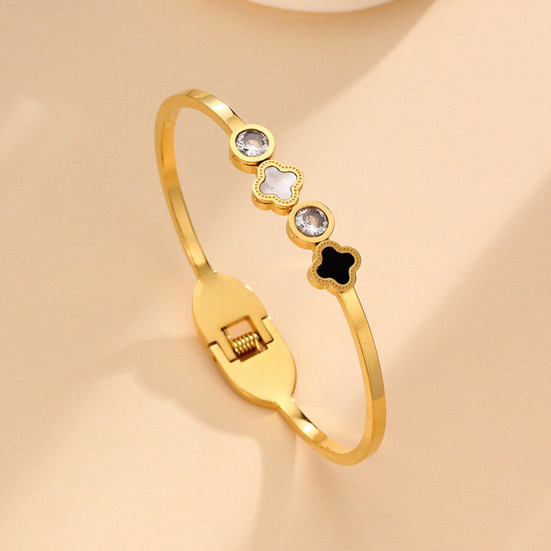 Stainless Steel Gold Plated Mother of Pearls Leaf Clover Anti-Tarnish Bracelet For Women - MySmartBazaar