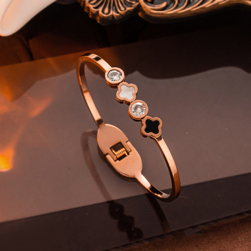 Stainless Steel Rose Gold Plated Mother of Pearls Leaf Clover Bracelet For Women - MySmartBazaar