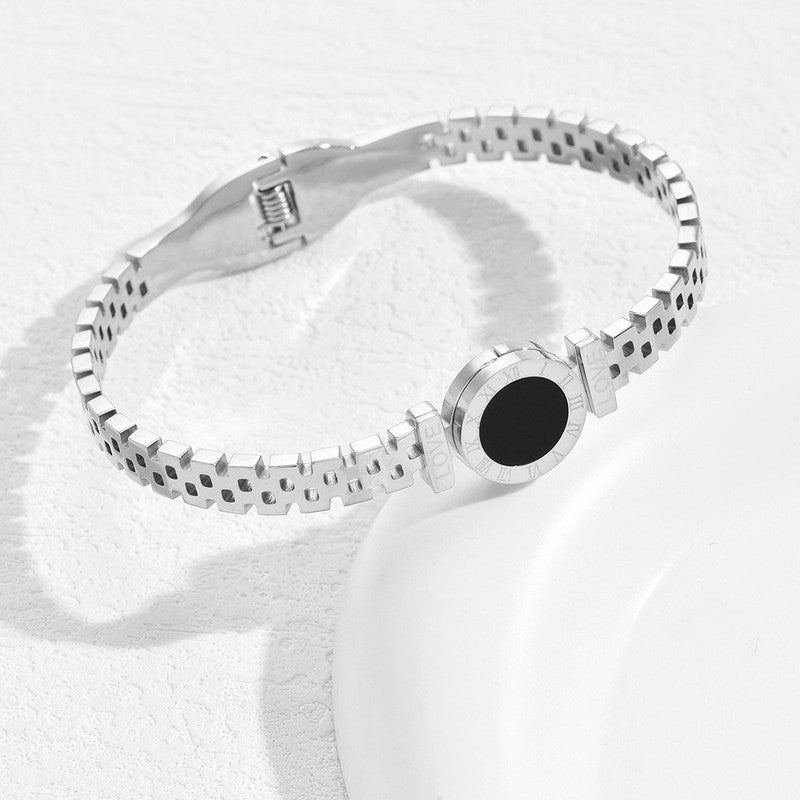 Stainless Steel Silver Plated Roman Zig Zag Style Contemporary Anti-Tarnish Bracelet For Women - MySmartBazaar