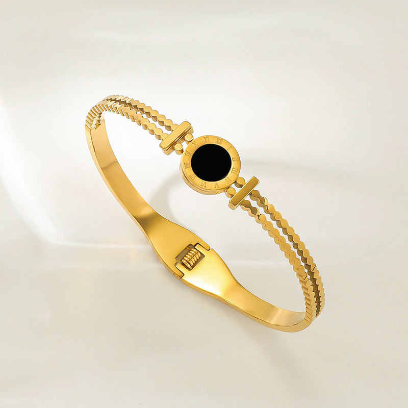Gold Plated Stainless Steel Roman Numerals Anti Tarnish Geometric Bracelet