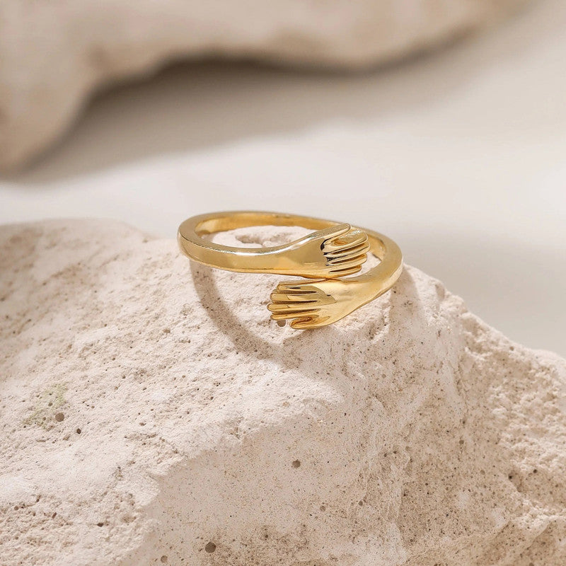 Gold-Plated Hug Shaped Adjustable Hug Day Finger Ring