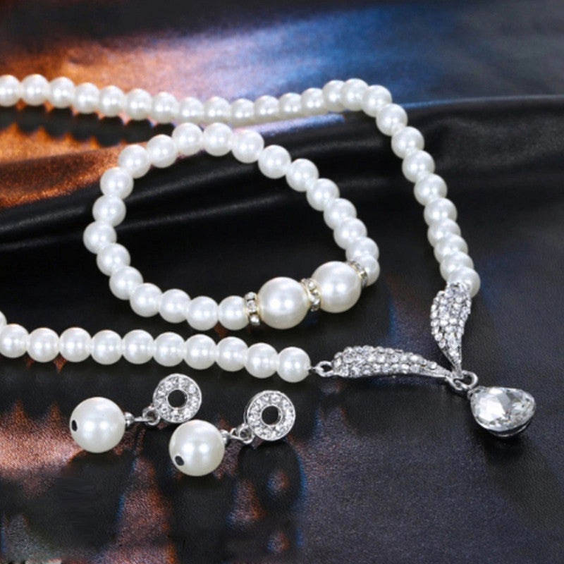 Adorable AD & Pearl Studded Mesmerizing Necklace Set with Bracelet for Women and Girls