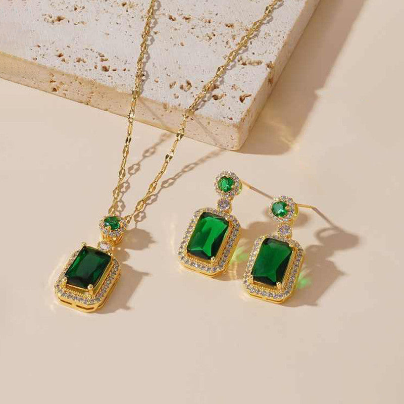 Gold Plated Elegant Emerald Geometric Pendant Set