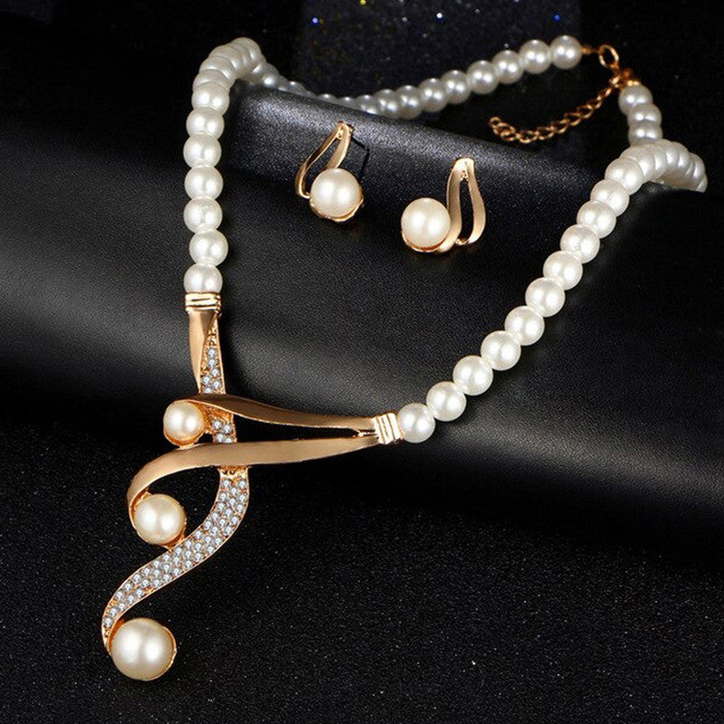 Adorable AD & Pearl Studded Mesmerizing Necklace Set with Bracelet for Women and Girls