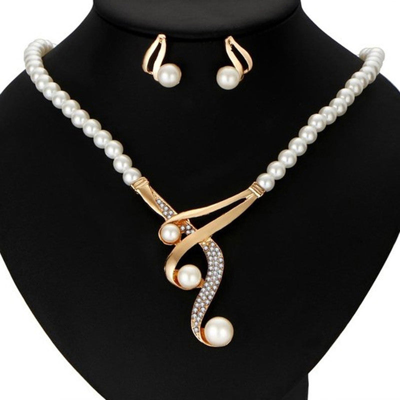 Adorable AD & Pearl Studded Mesmerizing Necklace Set with Bracelet for Women and Girls