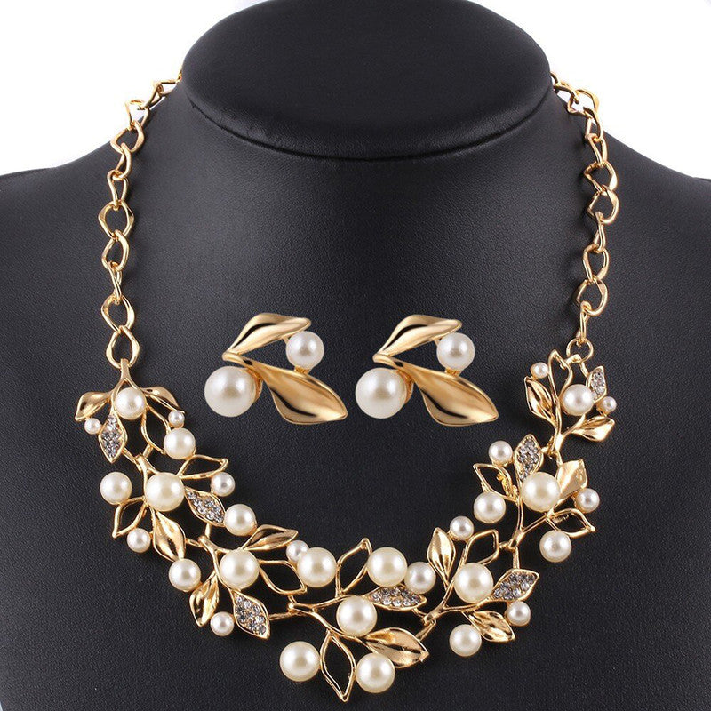 Adorable AD & Pearl Studded Mesmerizing Necklace Set with Bracelet for Women and Girls