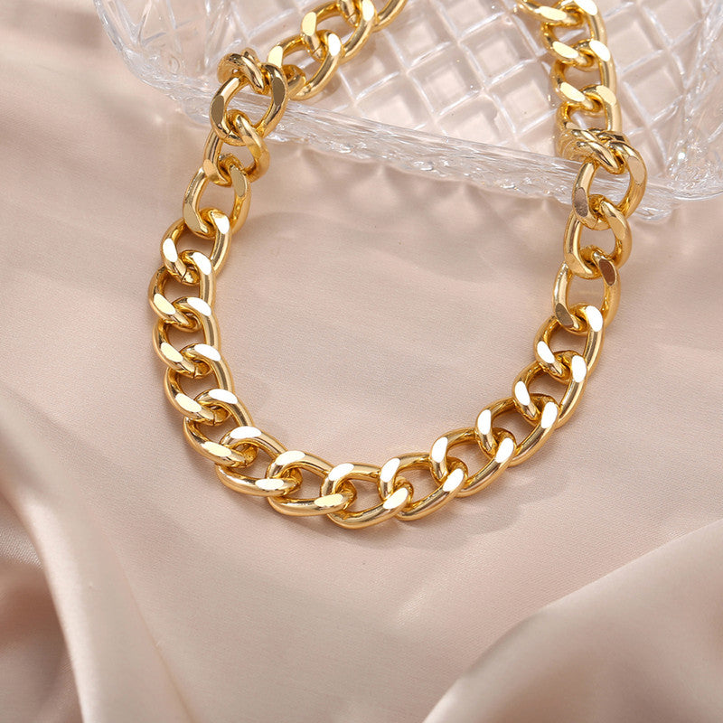 Tantalizing Gold Plated Necklace For Women/Girls