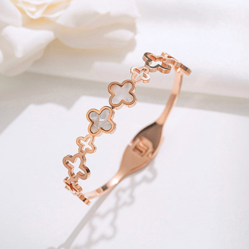 Rose Gold-Plated Anti Tarnish Clover Themed Charm Bracelet