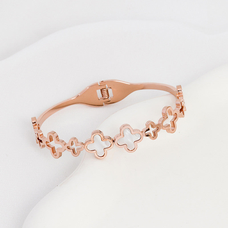 Rose Gold-Plated Anti Tarnish Clover Themed Charm Bracelet