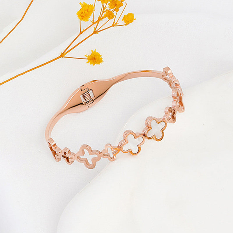 Rose Gold-Plated Anti Tarnish Clover Themed Charm Bracelet