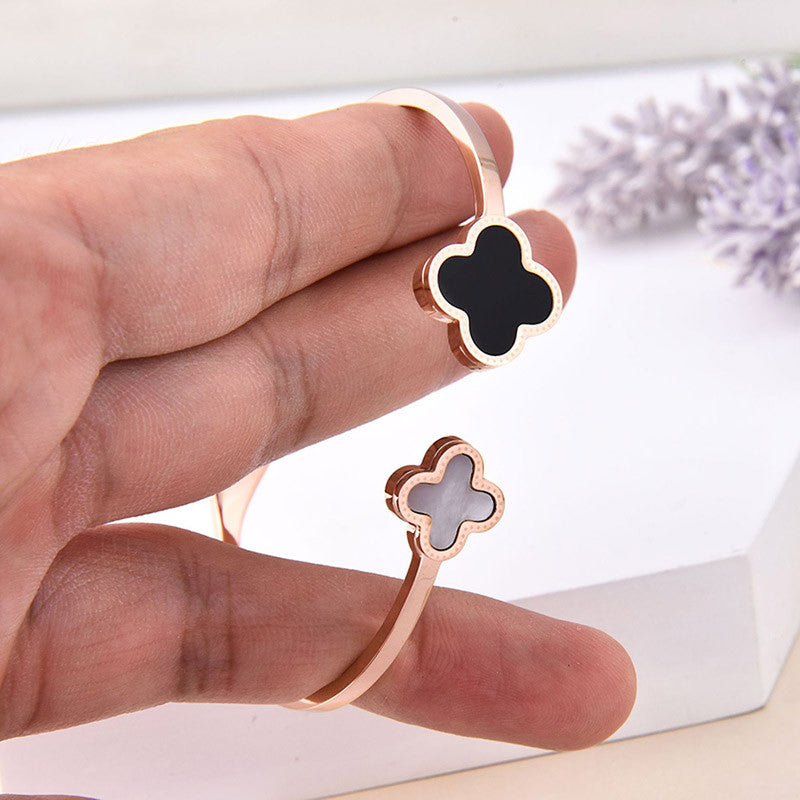 Stainless Steel Rose Gold-Plated Bangle-Style Anti Tarnish Clover Bracelet